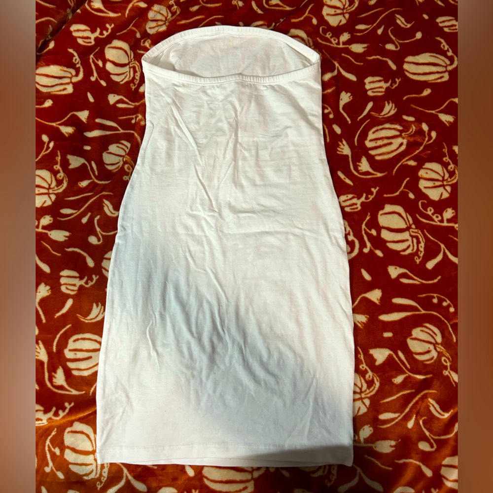 Mini body con dress all white